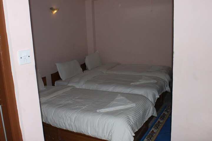 Room 26 of 47