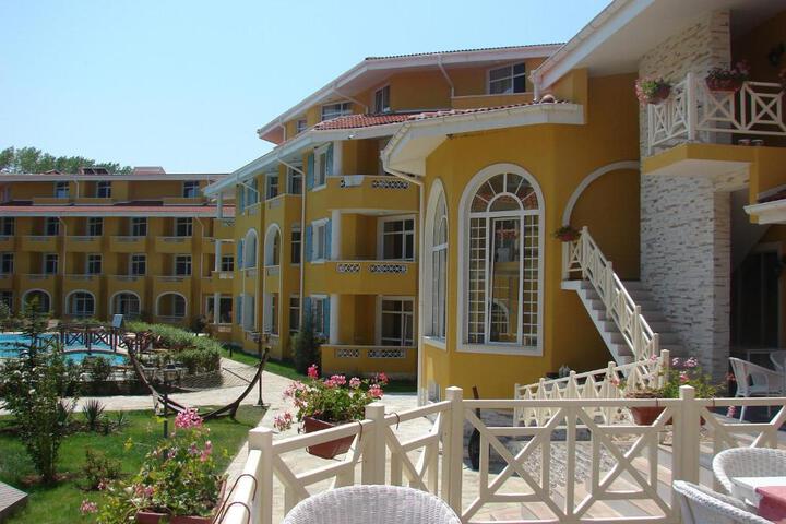 Photo 5
