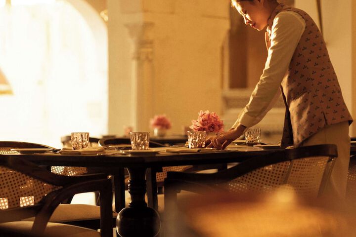 Dining 45 of 110