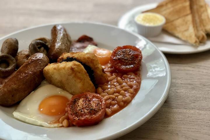Breakfast meal