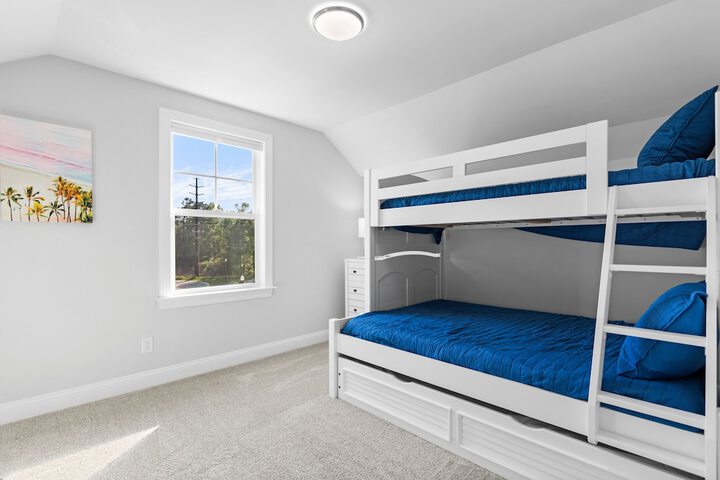 Room 195 of 759