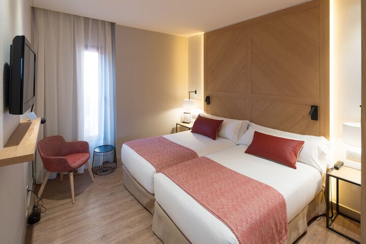Room 14 of 78