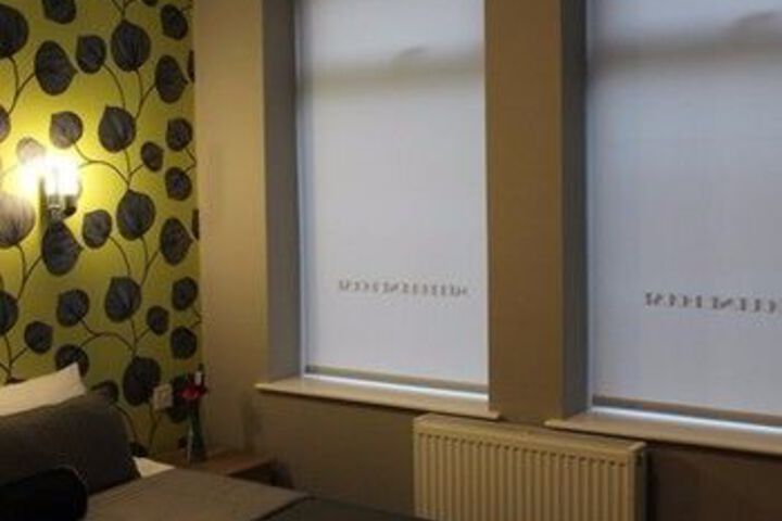 Room 12 of 17