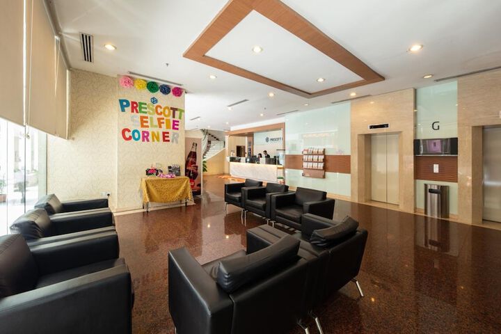 Guest Lobby