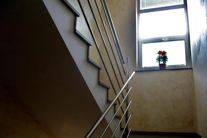 Room 12 of 15