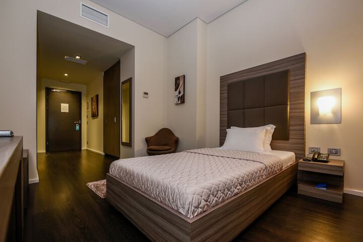 Room 19 of 55