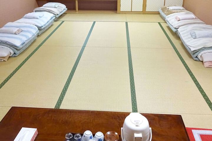 Room 20 of 66