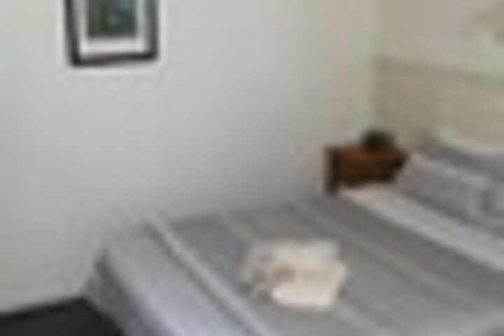 Room 44 of 123