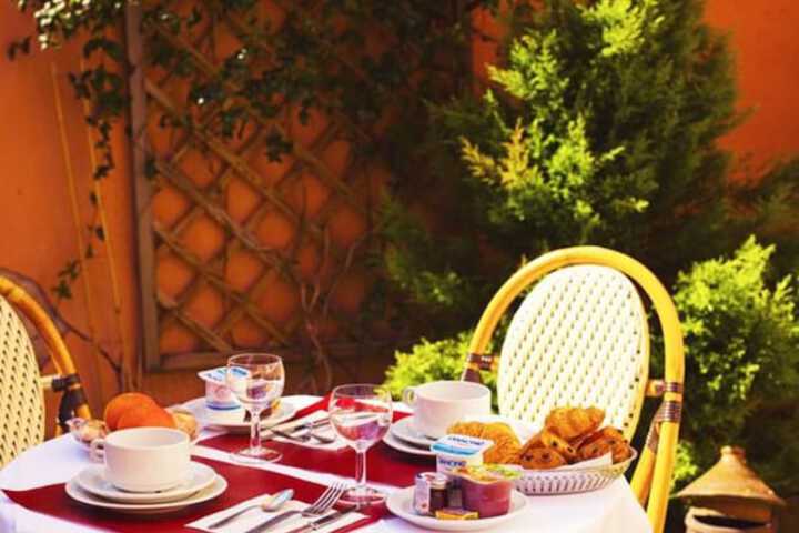 Dining 59 of 61