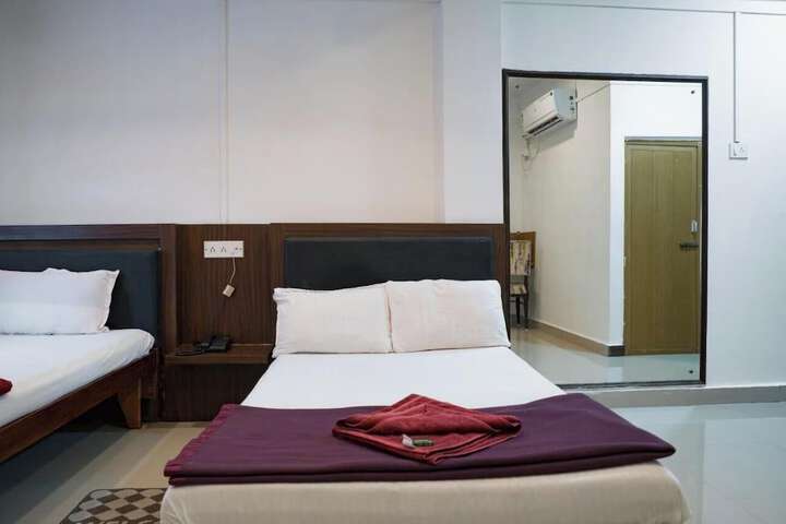 Room 48 of 86