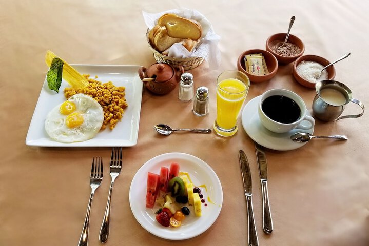 Breakfast/Coffee Service 73 of 78