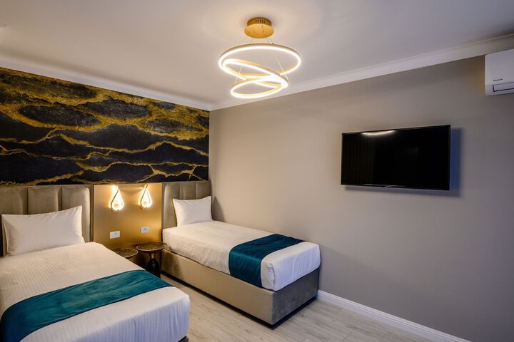 Room 29 of 70