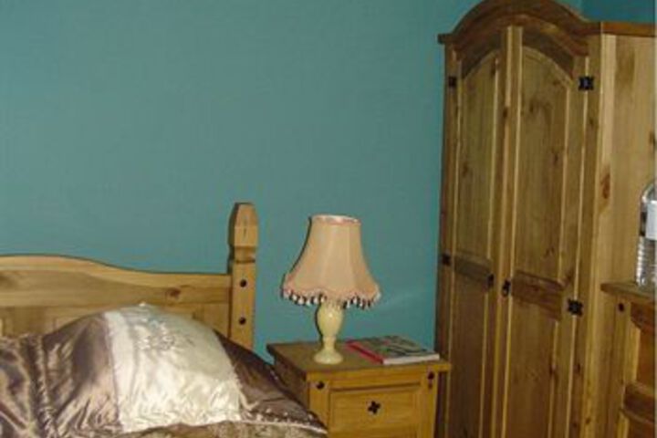 Room 8 of 22
