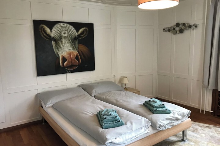 Room 11 of 40