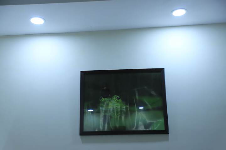 Room 60 of 178