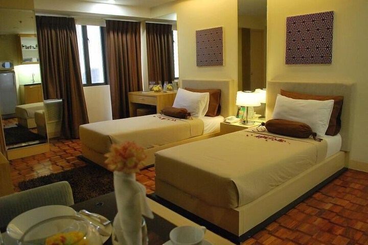 Room 15 of 44