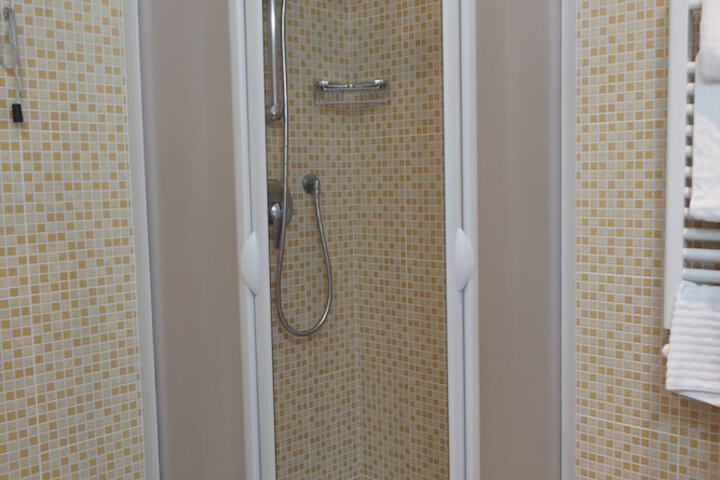 Room 59 of 114