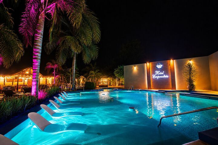 Pool 32 of 98