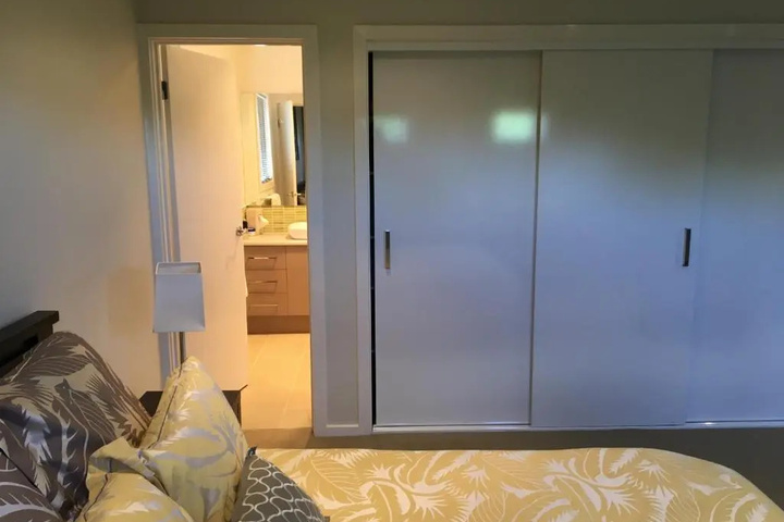 Room 2 of 7