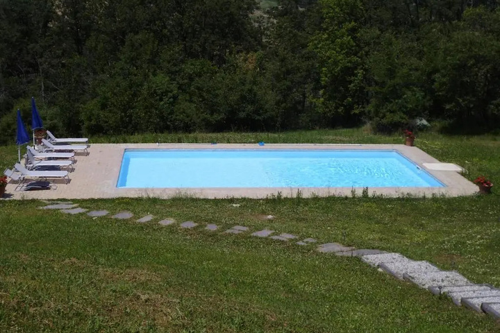 Pool 3 of 4