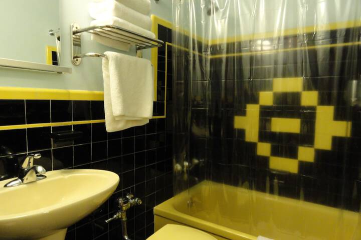 Clean Restrooms