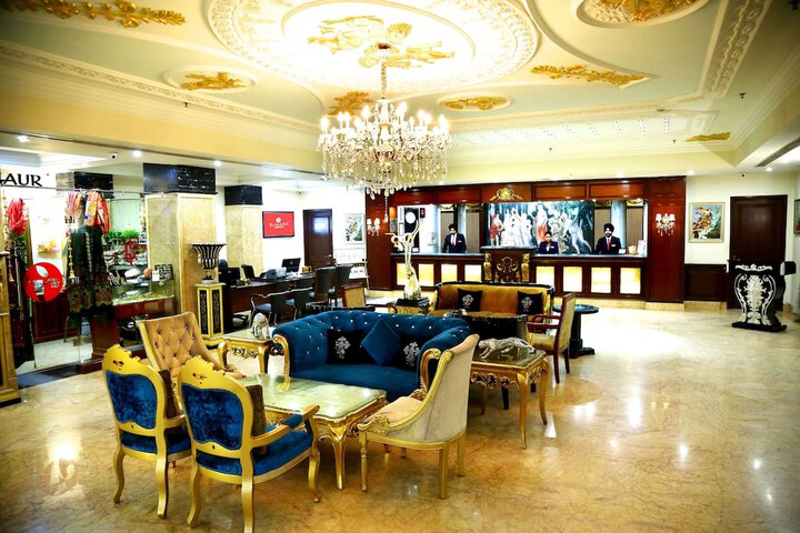 Guest Lobby
