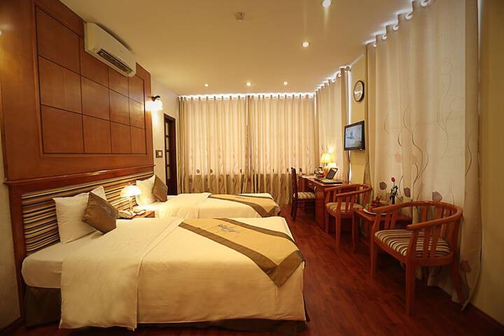 Room 8 of 26