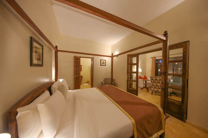 Room 7 of 53