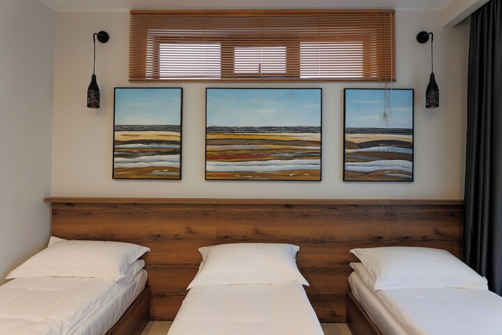Room 5 of 26