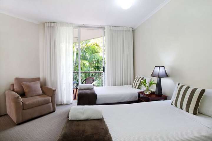 Room 10 of 150