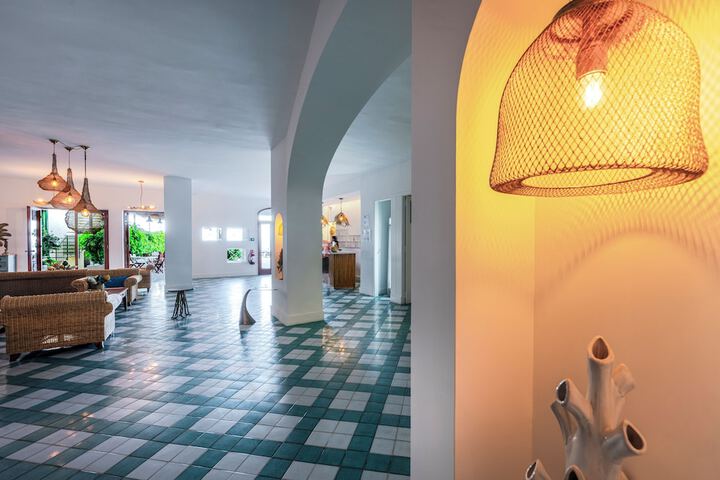 Guest Lobby