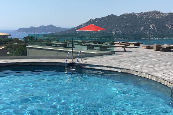 Pool Hotel