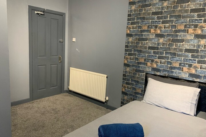 Room 22 of 39