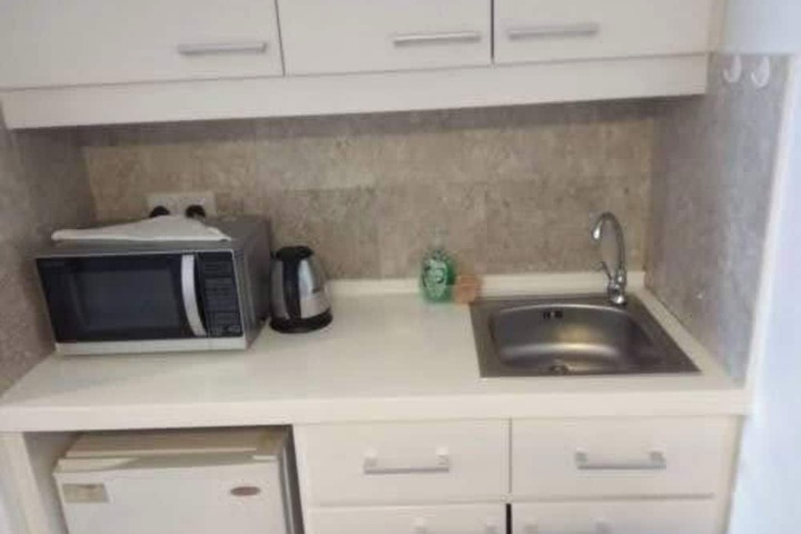 Room 15 of 28