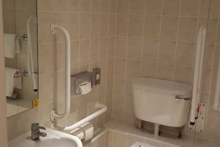 Clean Restrooms