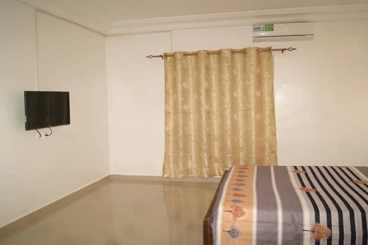 Room 56 of 67
