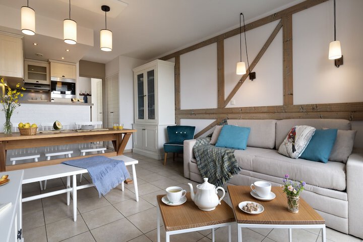 Room 35 of 68