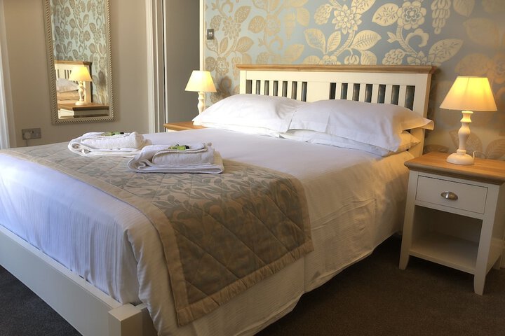 Room 8 of 35