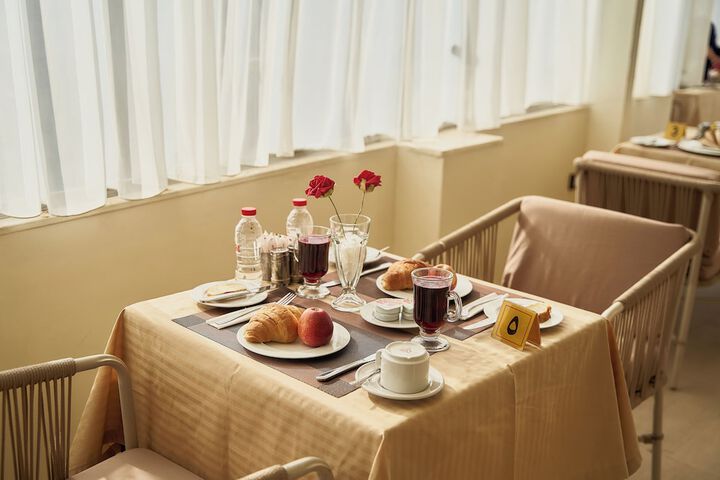 Breakfast/Coffee Service 145 of 174