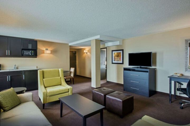 Room 12 of 20