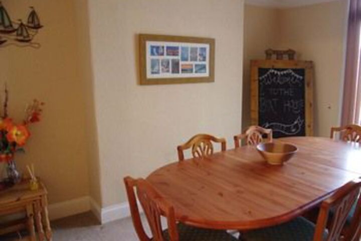 Dining 21 of 25