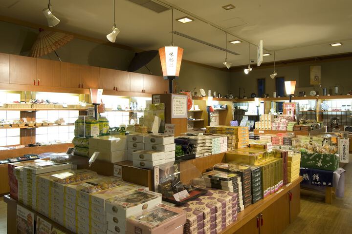 Gift Shop 51 of 65