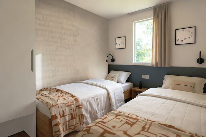 Room 5 of 21