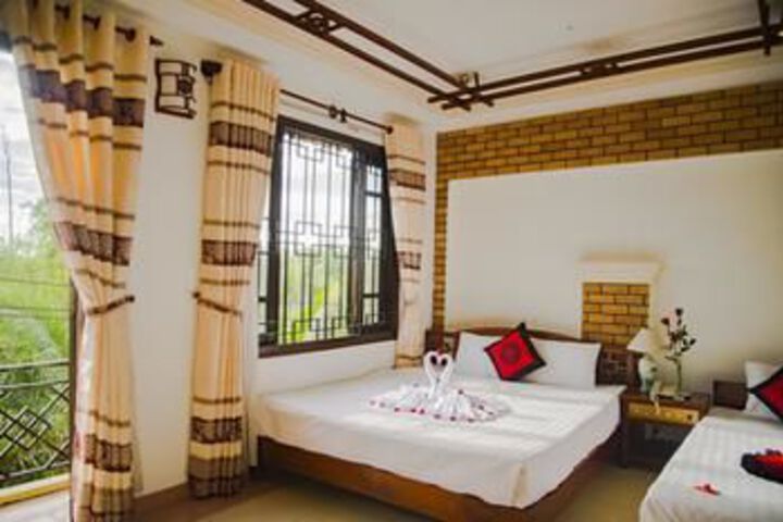 Room 8 of 24