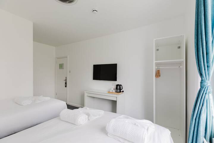Hotel Interior 116 of 122