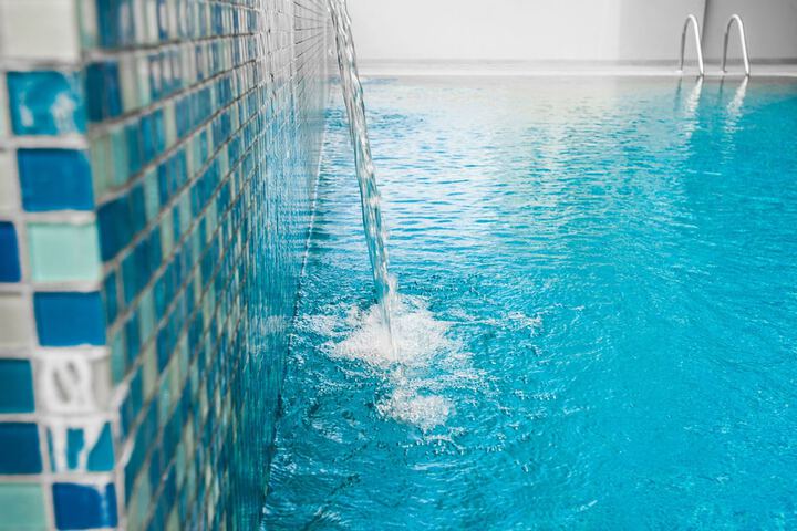 Pool 47 of 90
