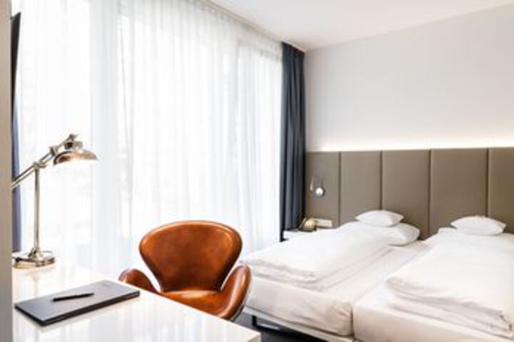 Room 20 of 46