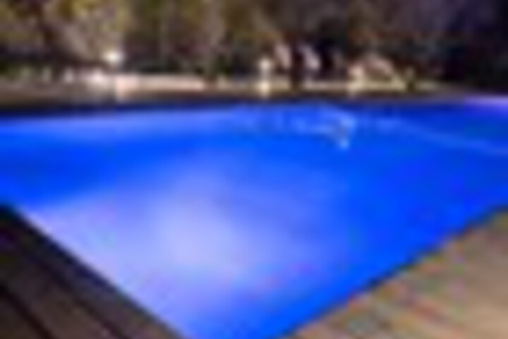 Pool 98 of 432