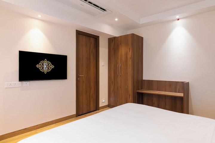 Room 19 of 53