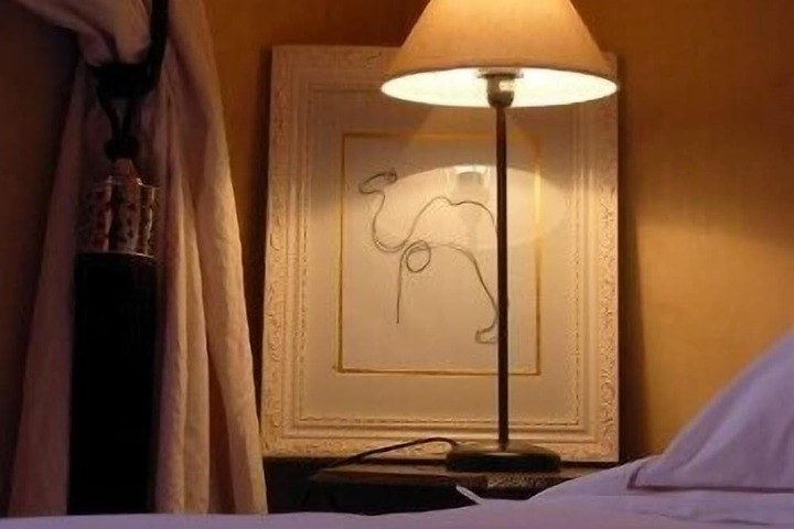 Room 7 of 34